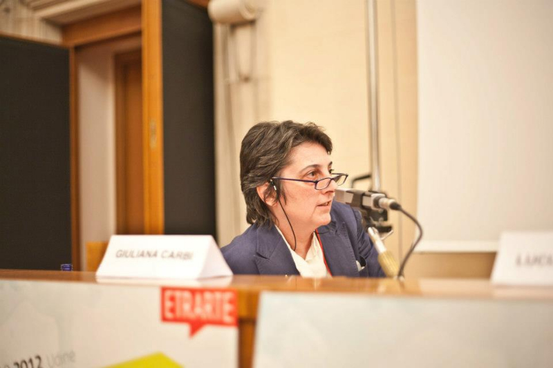 Terza sessione: Impresa-cultura Italia, strumenti di crescita competitiva e sistemica - La moderatrice Giuliana Carbi.